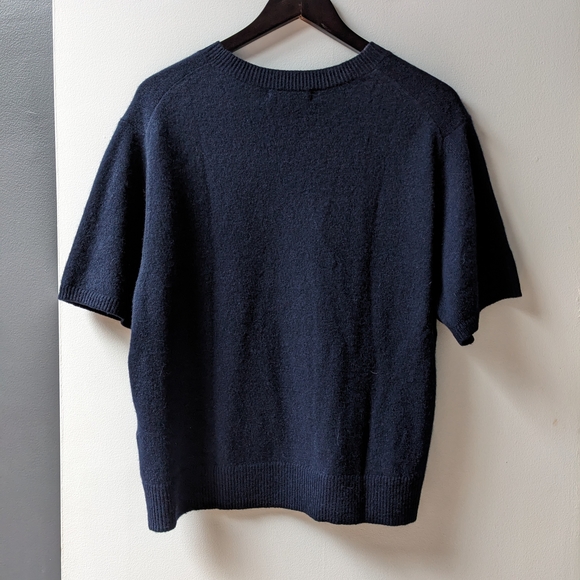 Banana Republic 100% Cashmere Short Sleeve Navy Blue Sweater - Picture 2 of 3